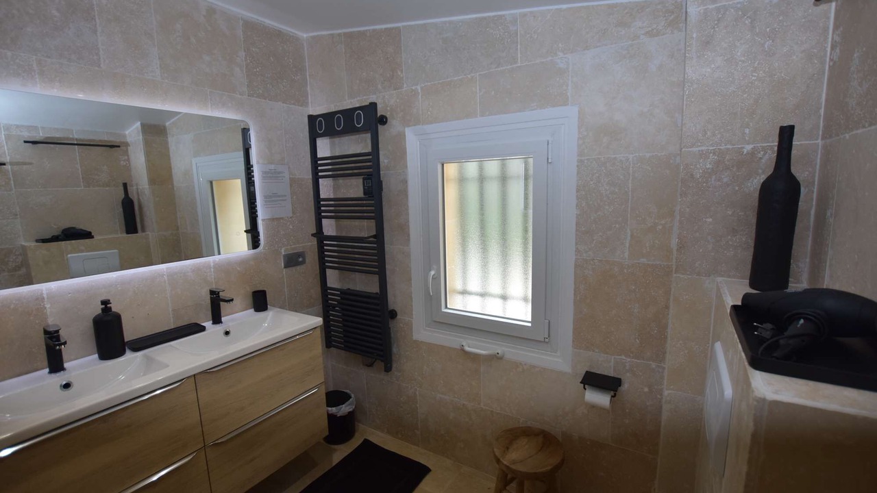 Photo of Bathroom in Colomars