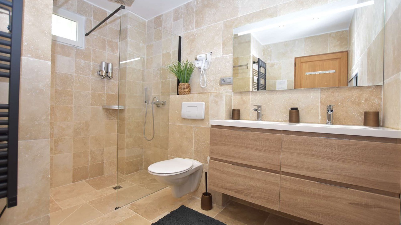 Photo of Bathroom in Colomars