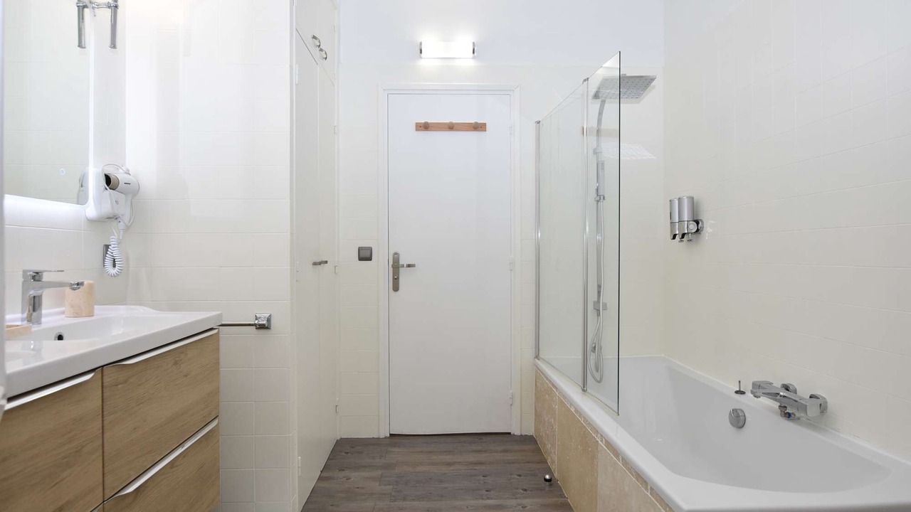 Photo of Bathroom in Colomars
