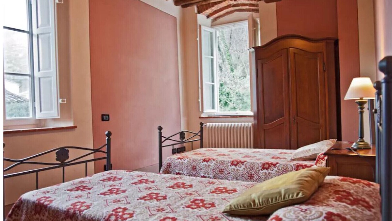 Photo of Bedroom in SantʼAndrea di Compito