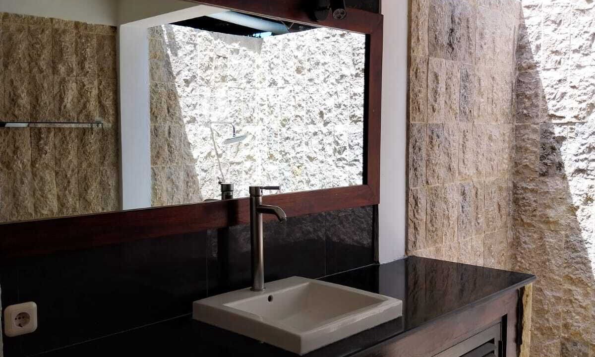 Photo of Bathroom in Dencarik