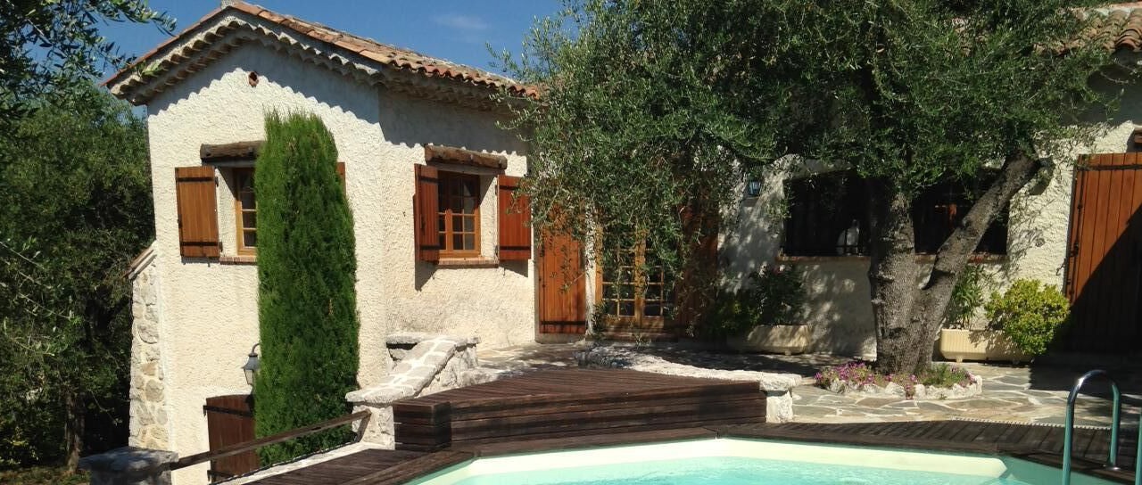 Photo of Patio Balcony in Berre-des-Alpes