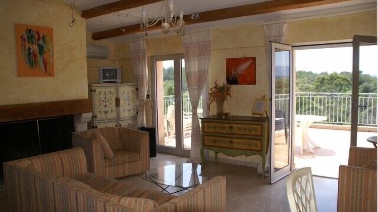 Photo of Livingroom in Mouans-Sartoux
