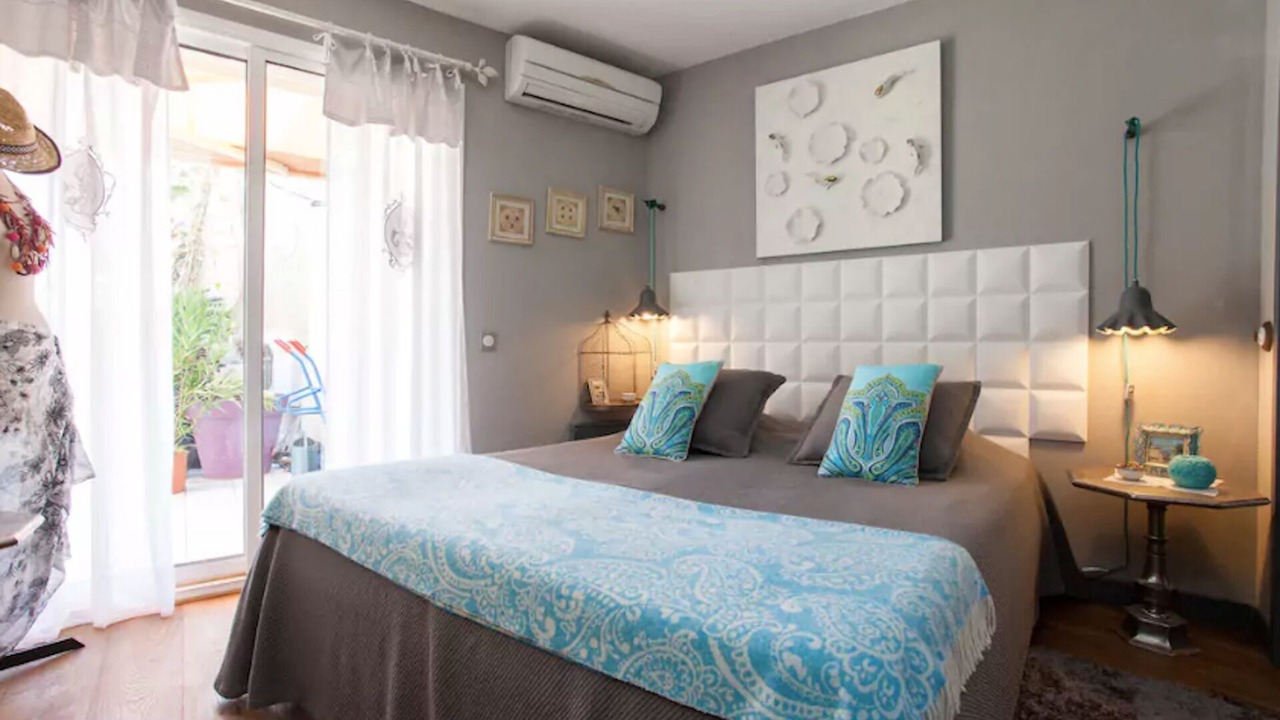 Photo of Bedroom in Theoule-Superieur