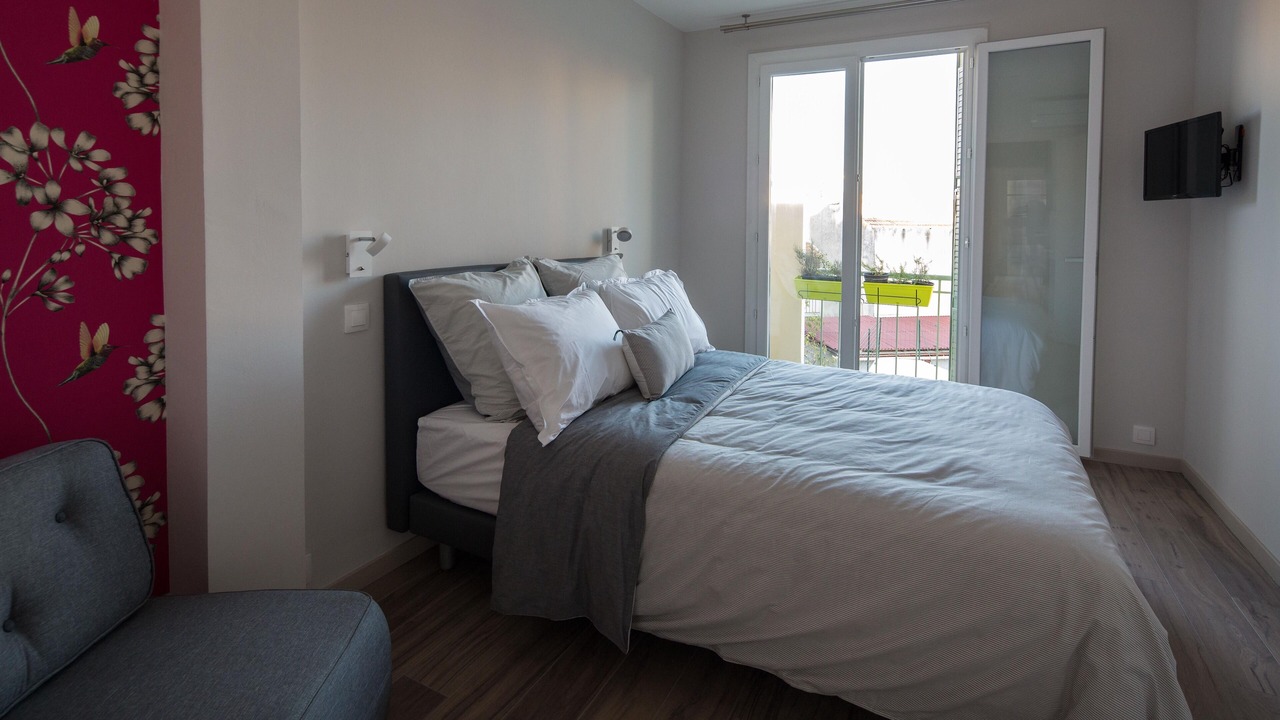 Photo of Bedroom in Antibes Old Town