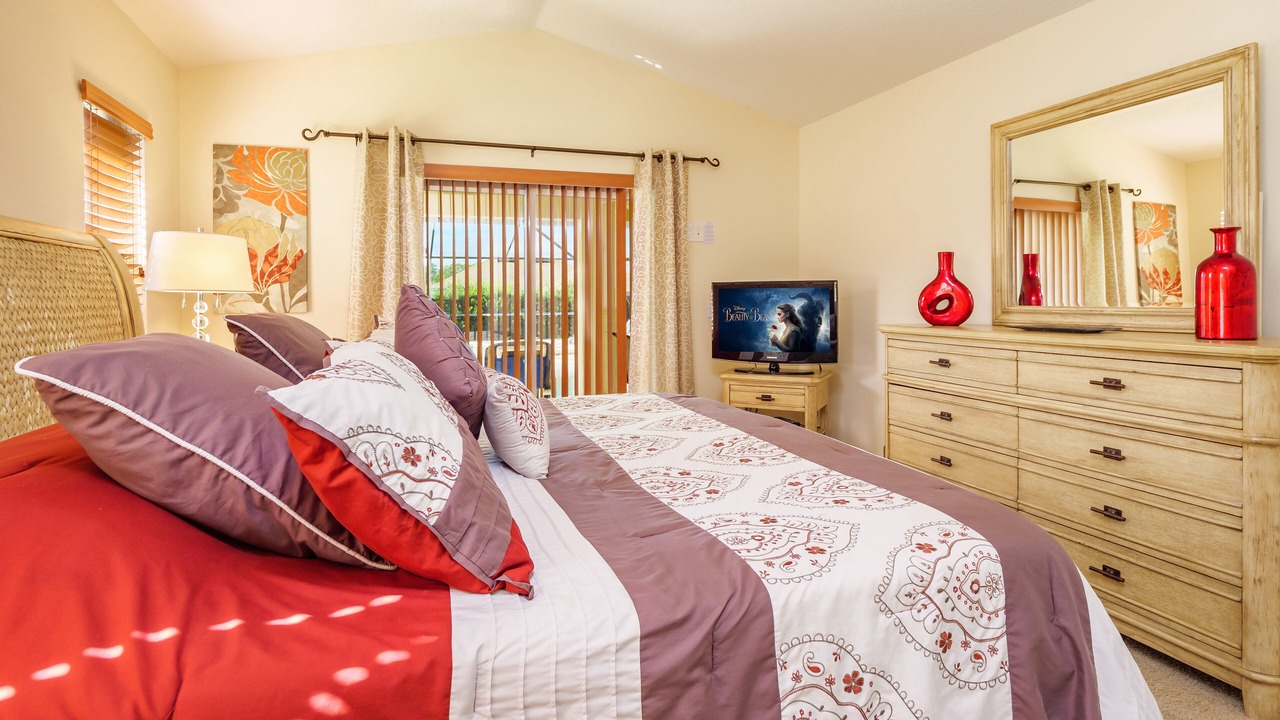 Photo of Bedroom in Tuscan Ridge