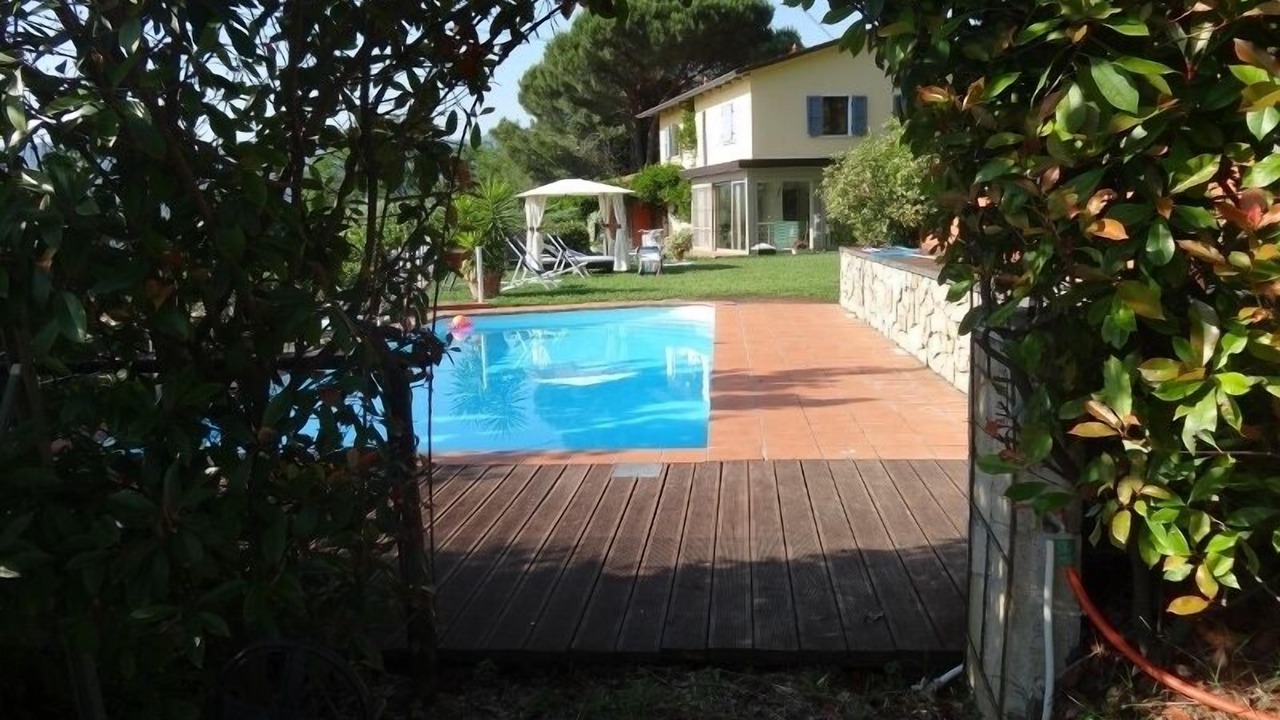 Photo of Outdoor in Carrara