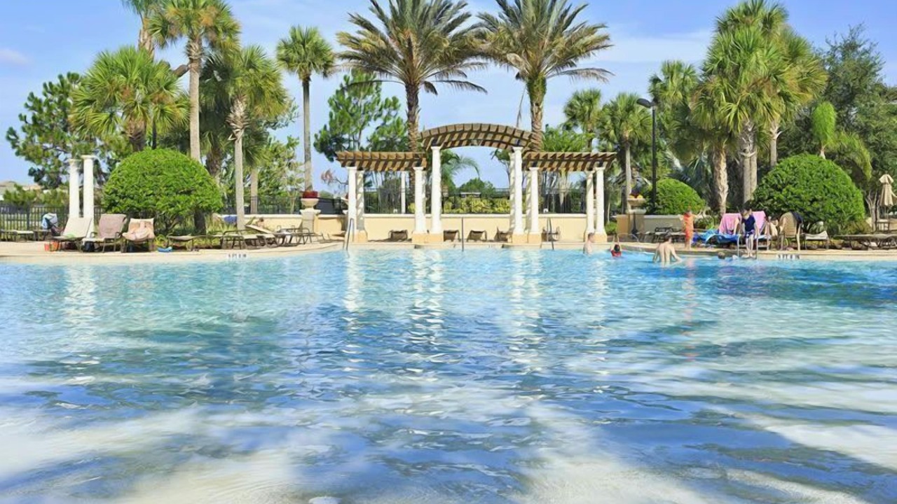 Photo of Outdoor in Windsor Hills