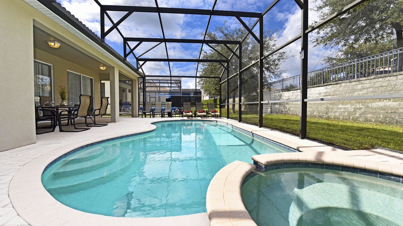 Photo of Outdoor in Windsor Hills
