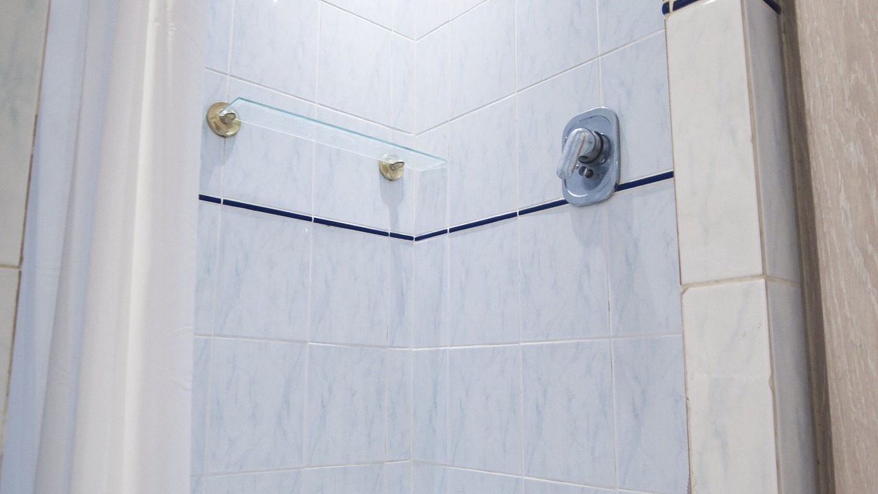 Photo of Bathroom in Vernier