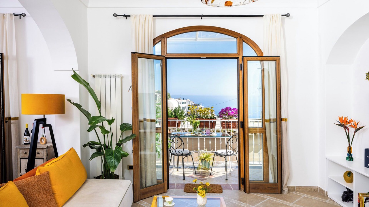 Photo of Livingroom in Montepertuso