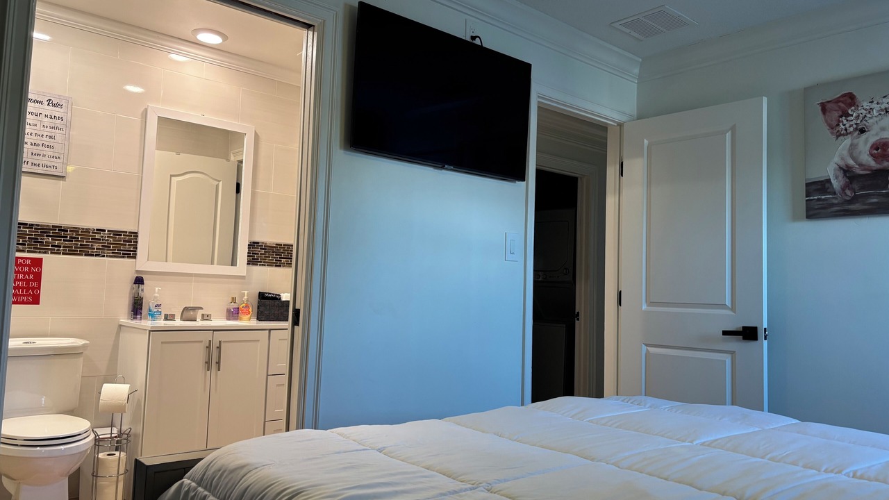 Photo of Bedroom in Englewood Park
