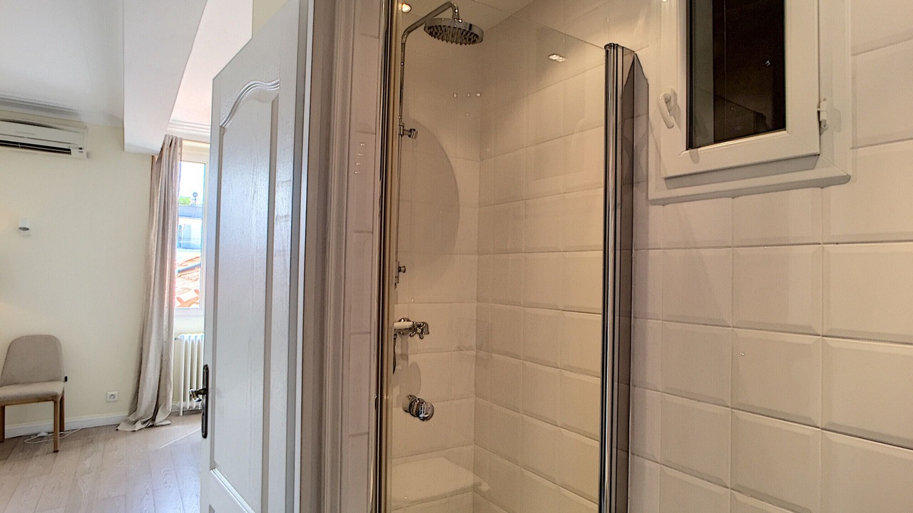 Photo of Bathroom in Jean-Medecin