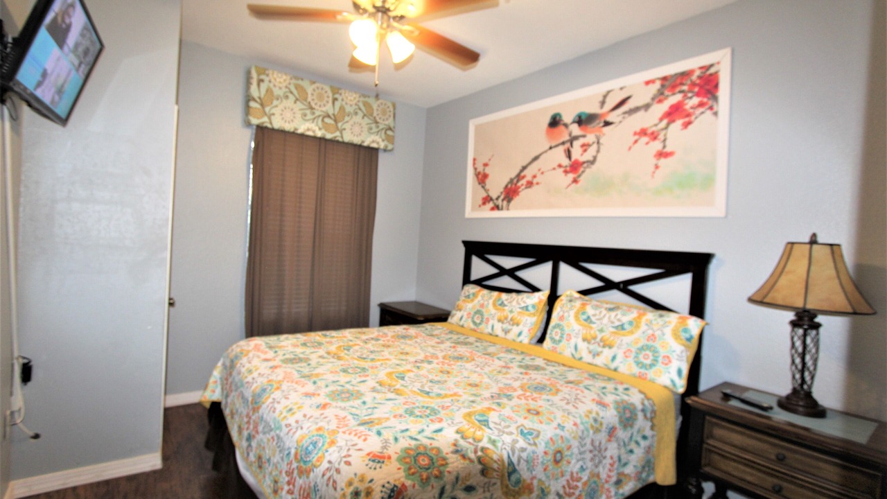 Photo of Bedroom in Windsor Hills