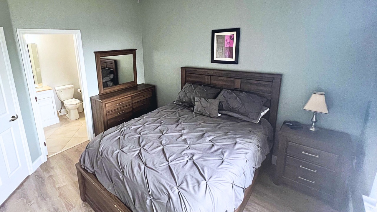 Photo of Bedroom in Lake Berkley
