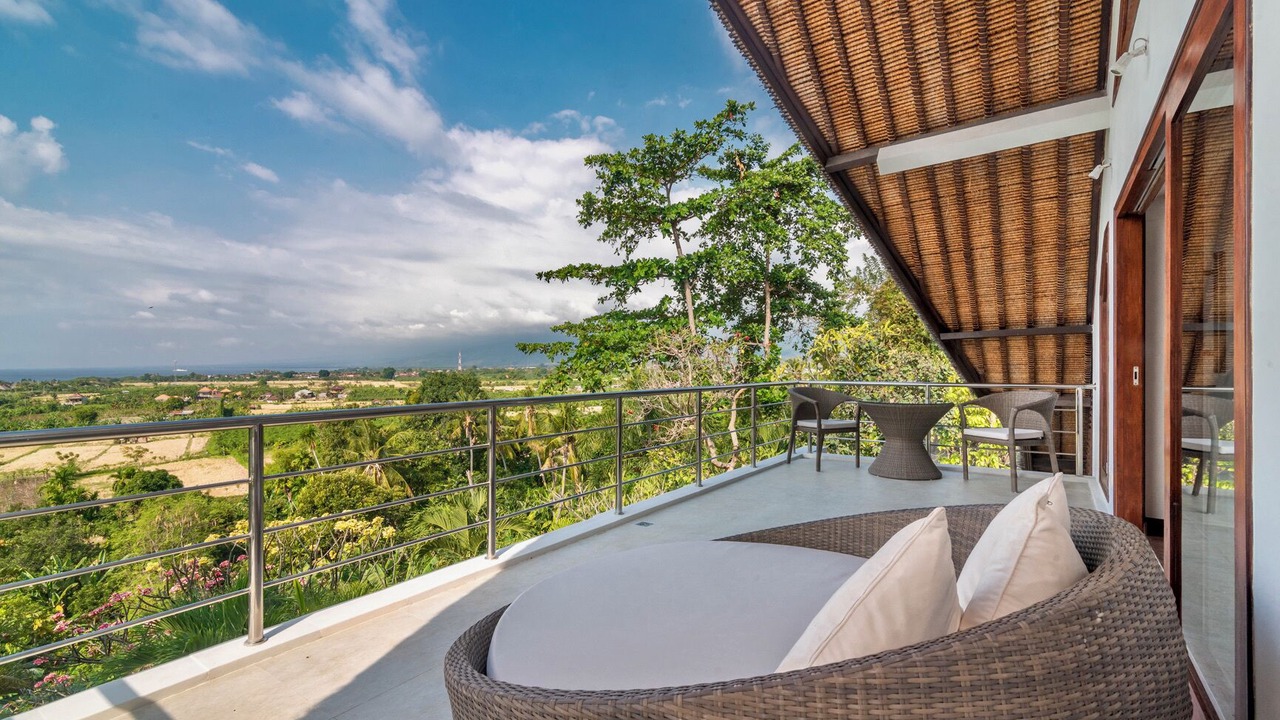 Photo of Patio Balcony in Umeanyar