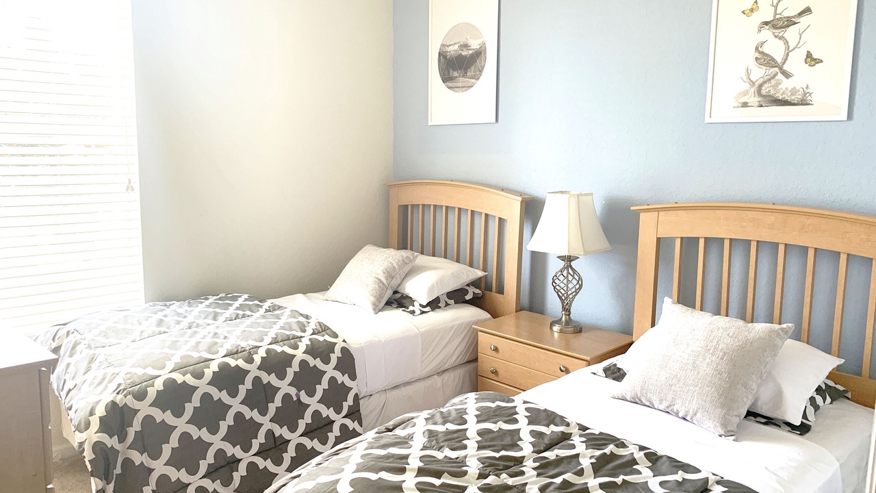Photo of Bedroom in Crescent Lakes
