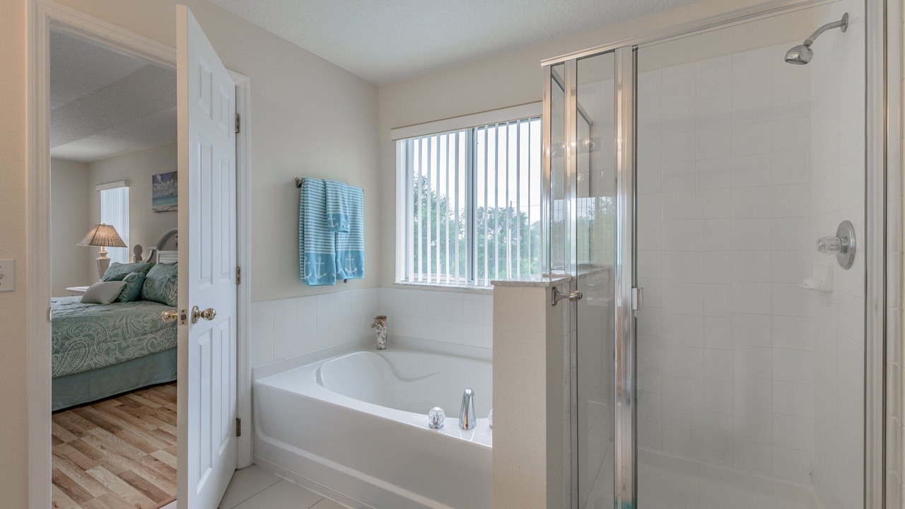 Photo of Bathroom in Windwood Bay