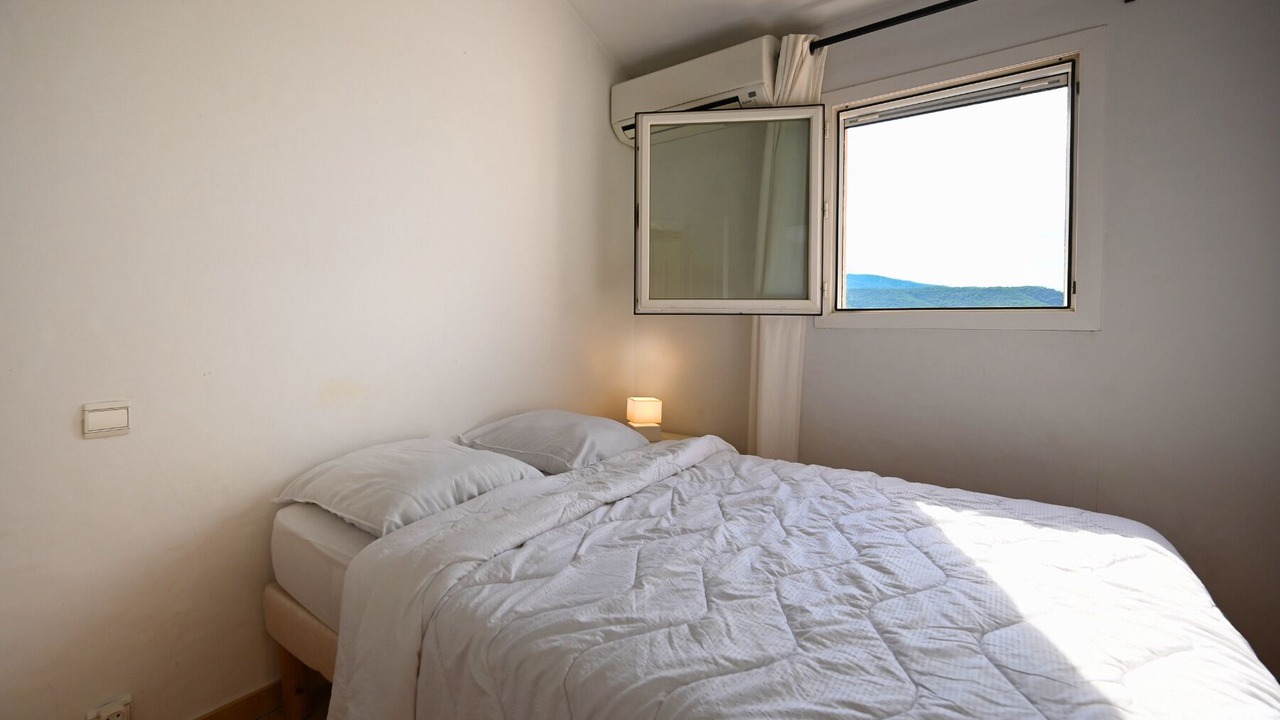Photo of Bedroom in La Rouviere