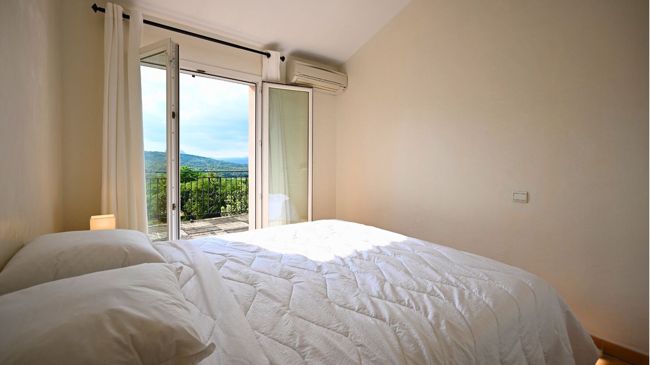 Photo of Bedroom in La Rouviere