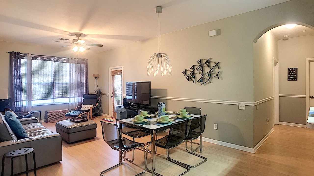 Photo of Bedroom in Windsor Palms
