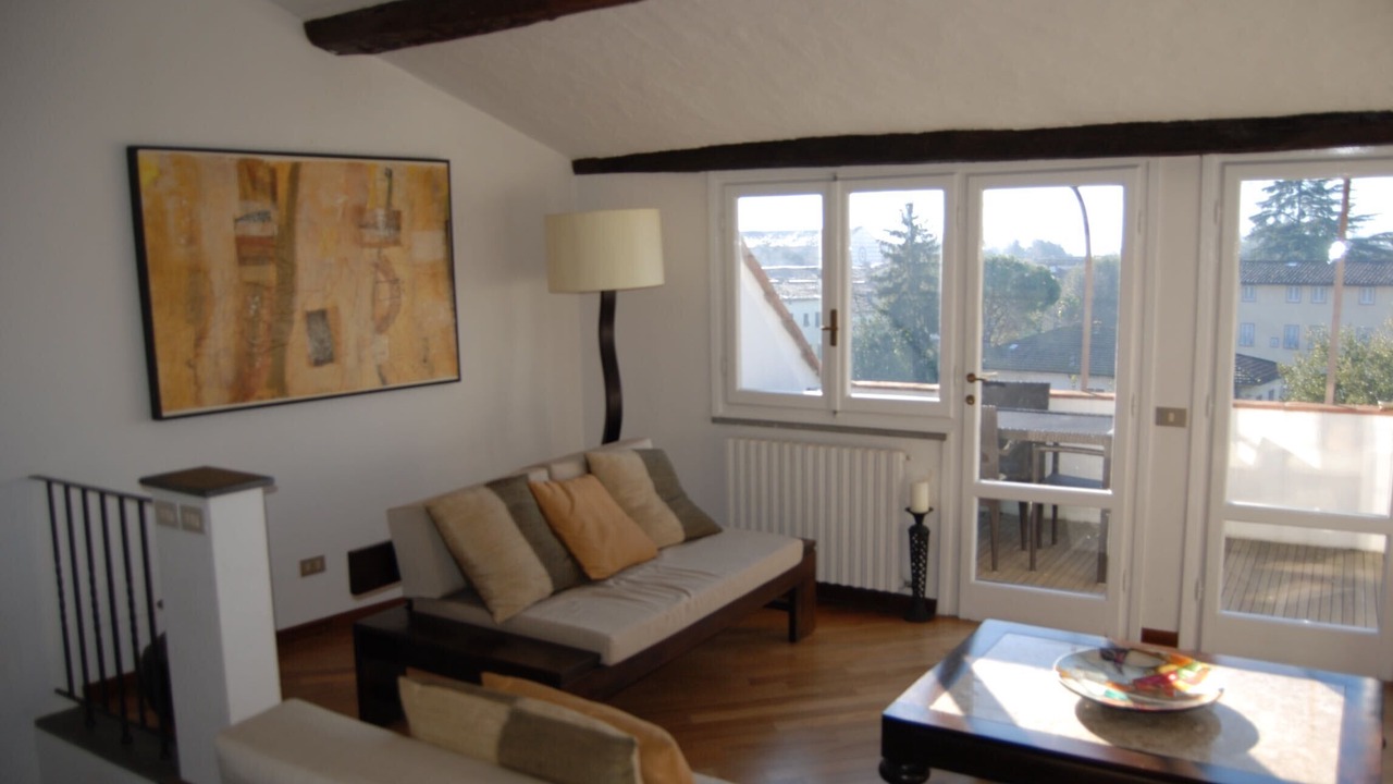 Photo of Livingroom in Lucca Historical Center
