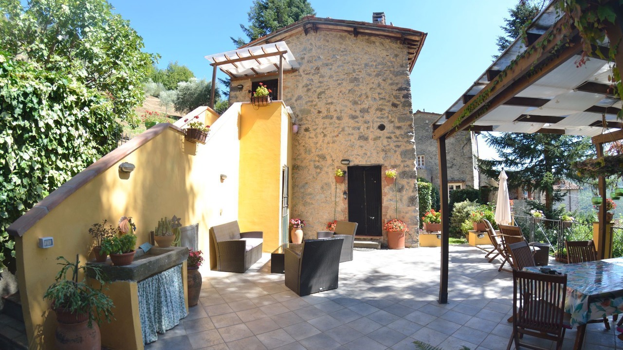 Photo of Outdoor in Gello