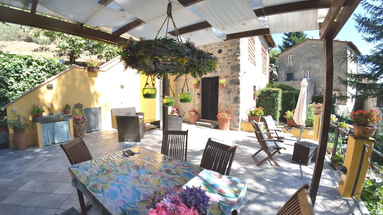 Photo of Patio Balcony in Gello