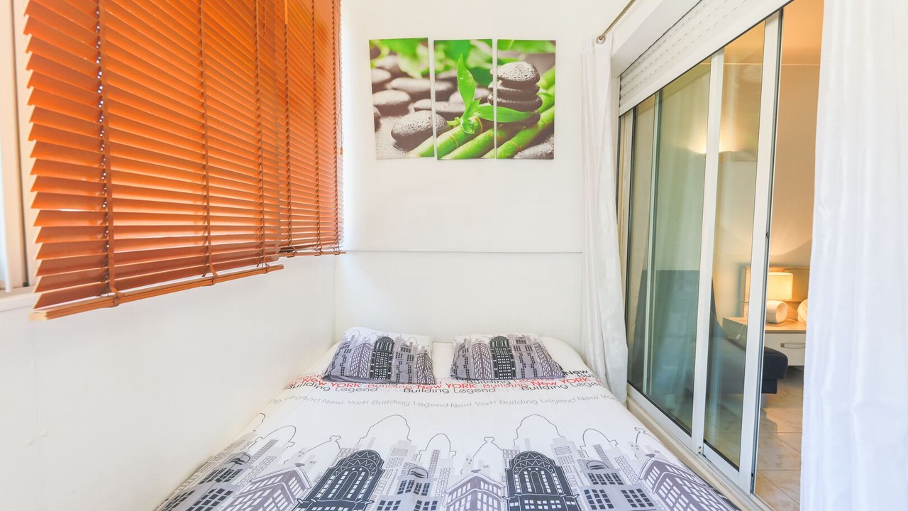 Photo of Bedroom in Juan-les-Pins