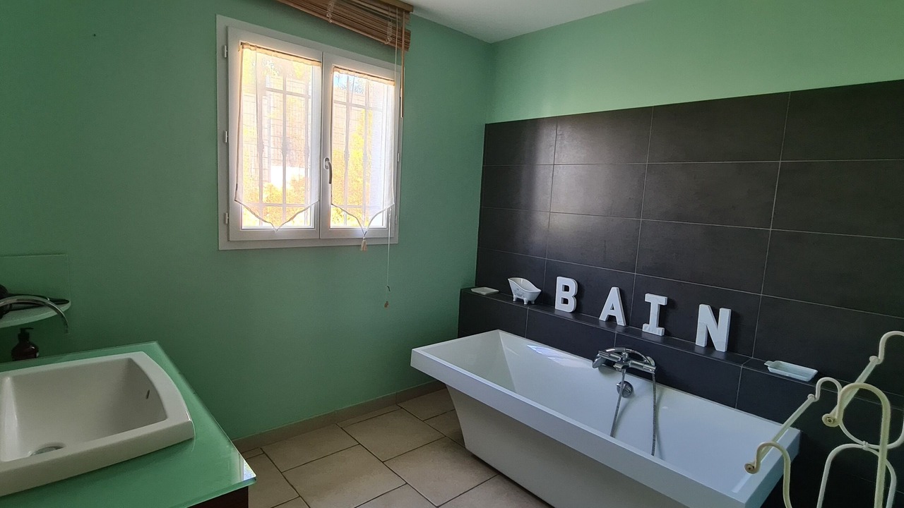 Photo of Bathroom in Saint-Aygulf
