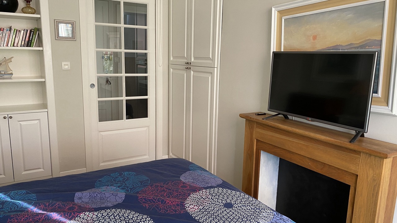 Photo of Bedroom in Les Baumettes