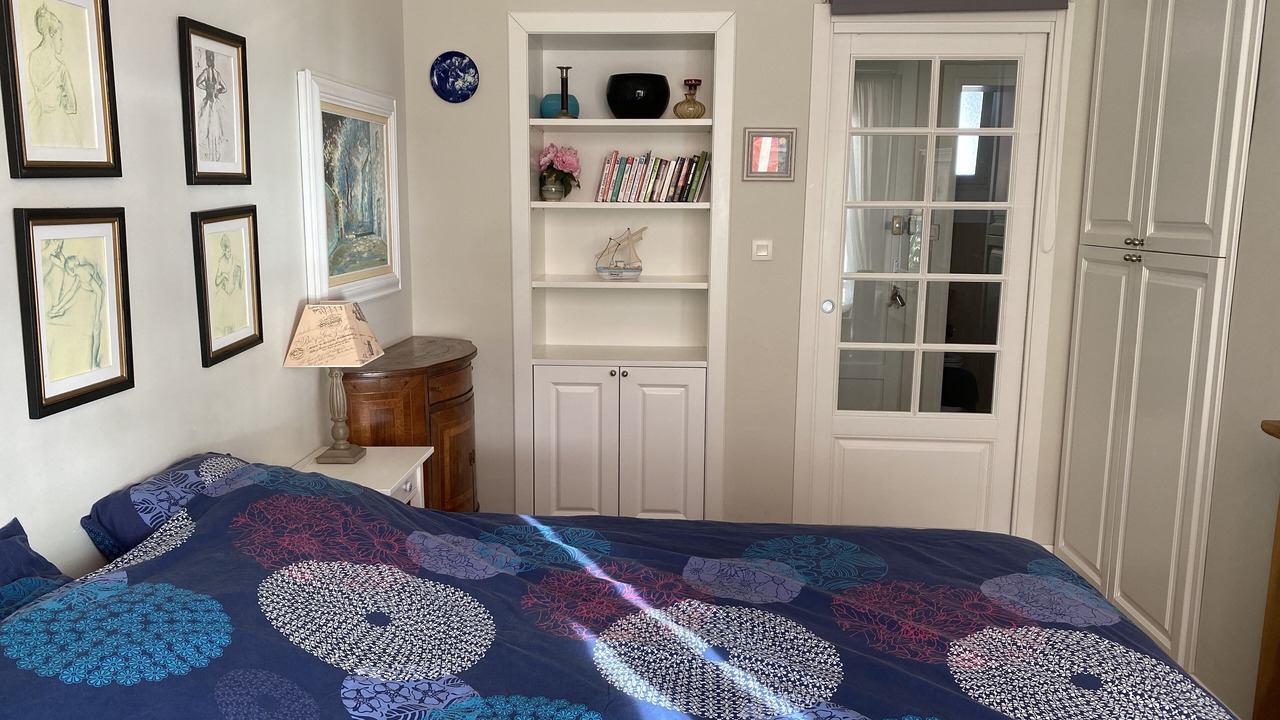 Photo of Bedroom in Les Baumettes