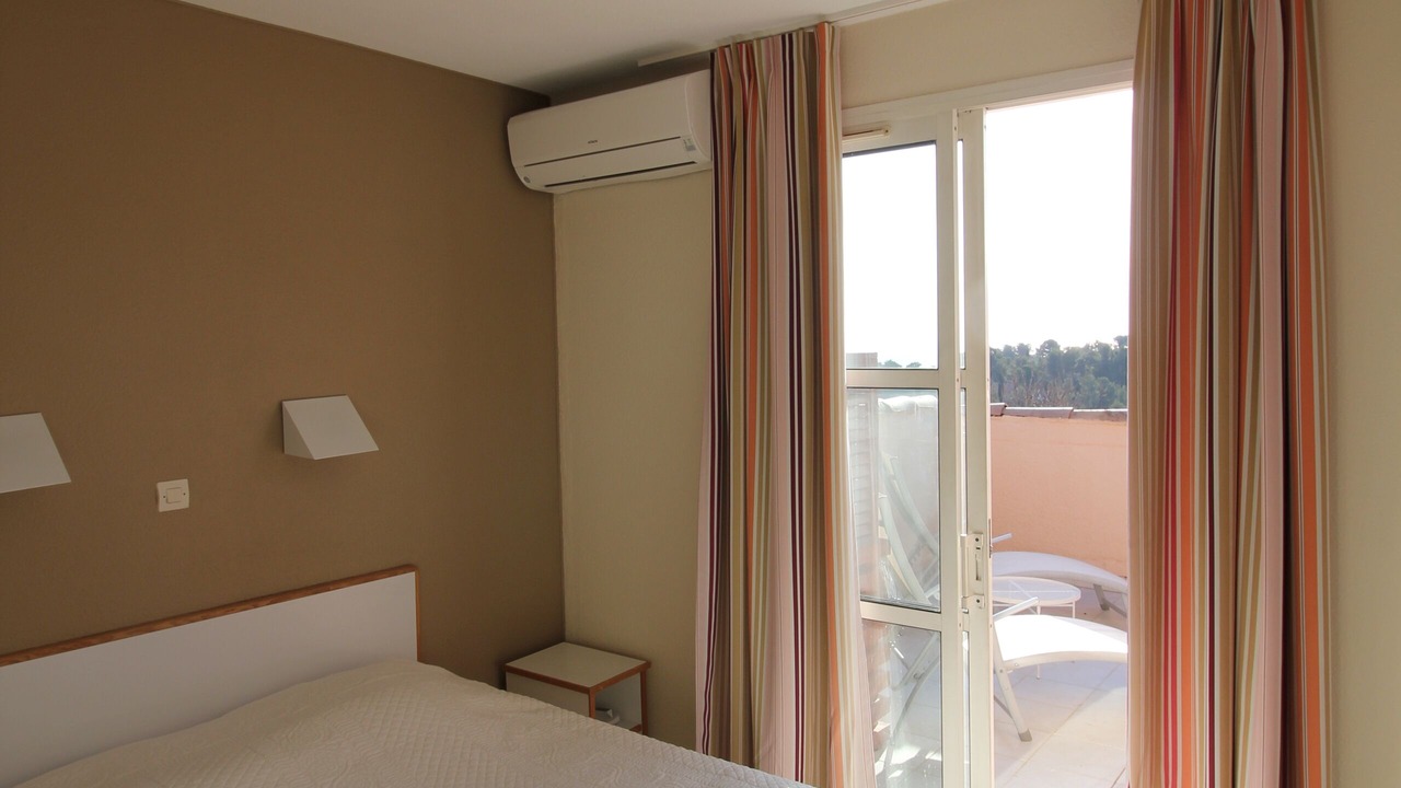 Photo of Bedroom in Cap Esterel
