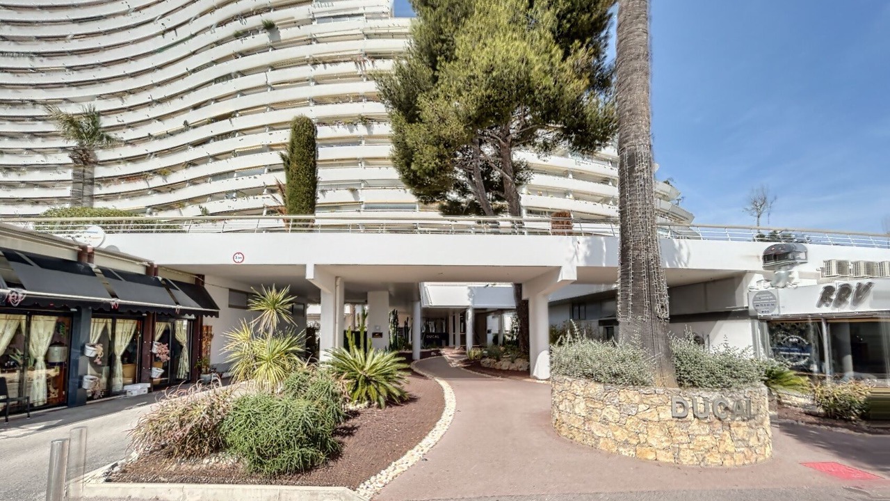 Photo of Outdoor in Villeneuve Loubet Beach