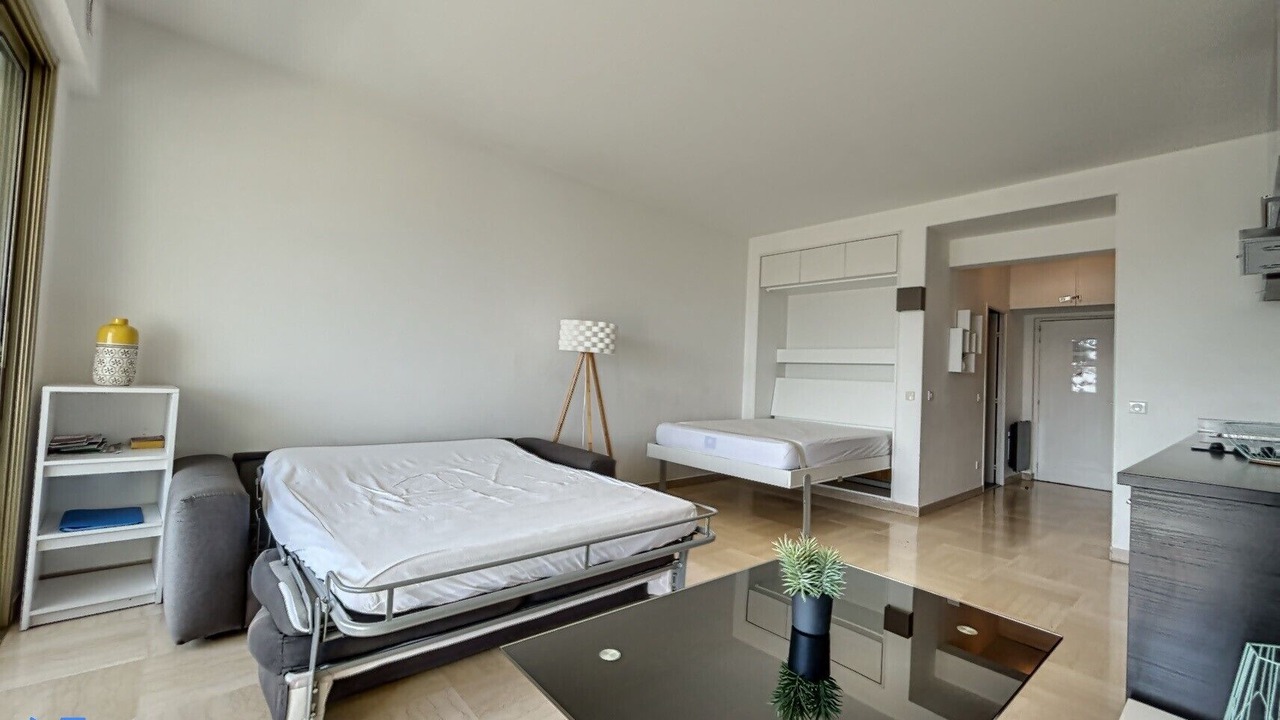 Photo of Bedroom in Villeneuve Loubet Beach