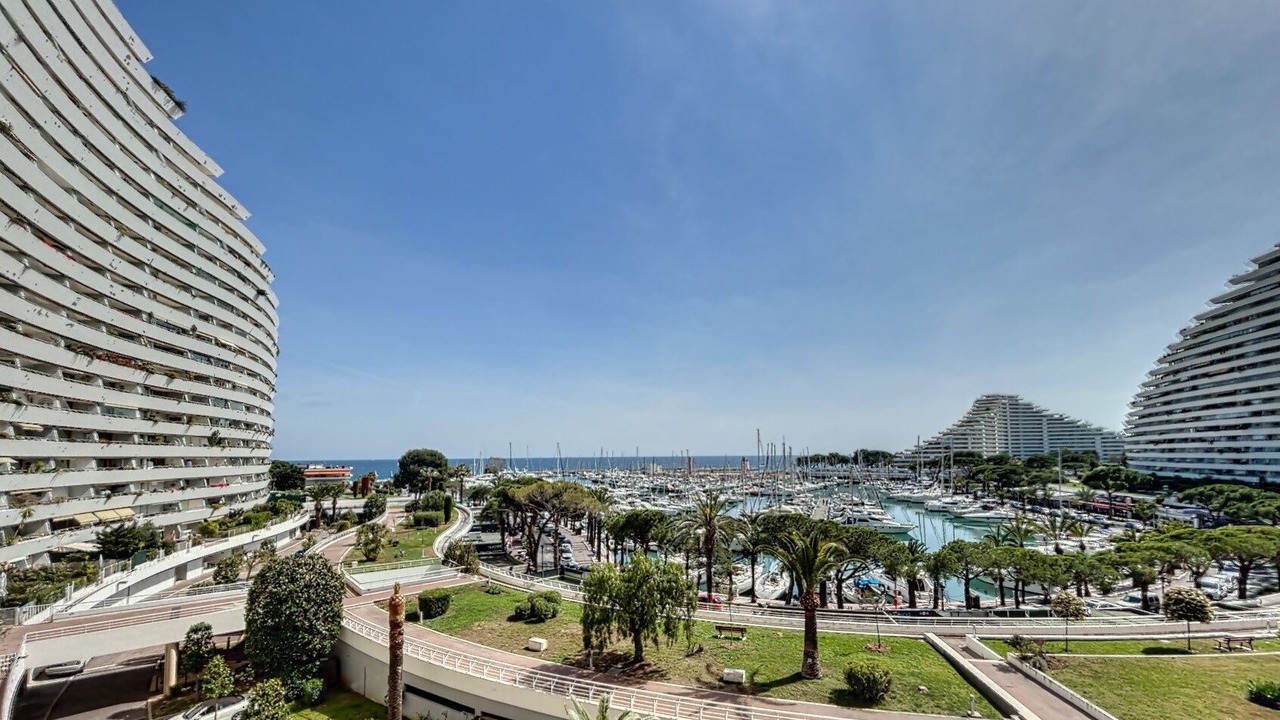 Photo of Outdoor in Villeneuve Loubet Beach