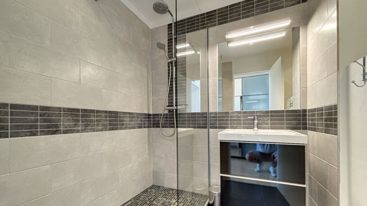 Photo of Bathroom in Villeneuve Loubet Beach