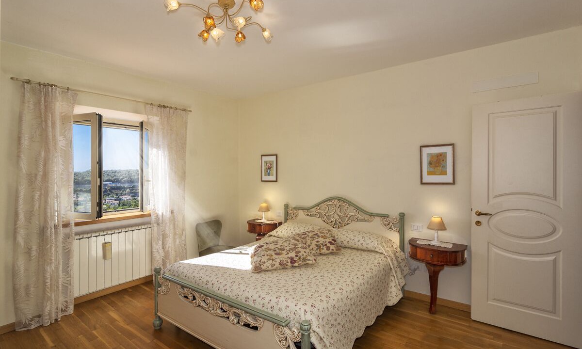 Photo of Bedroom in Massarosa