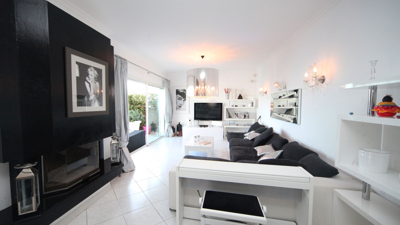 Photo of Livingroom in Beausoleil