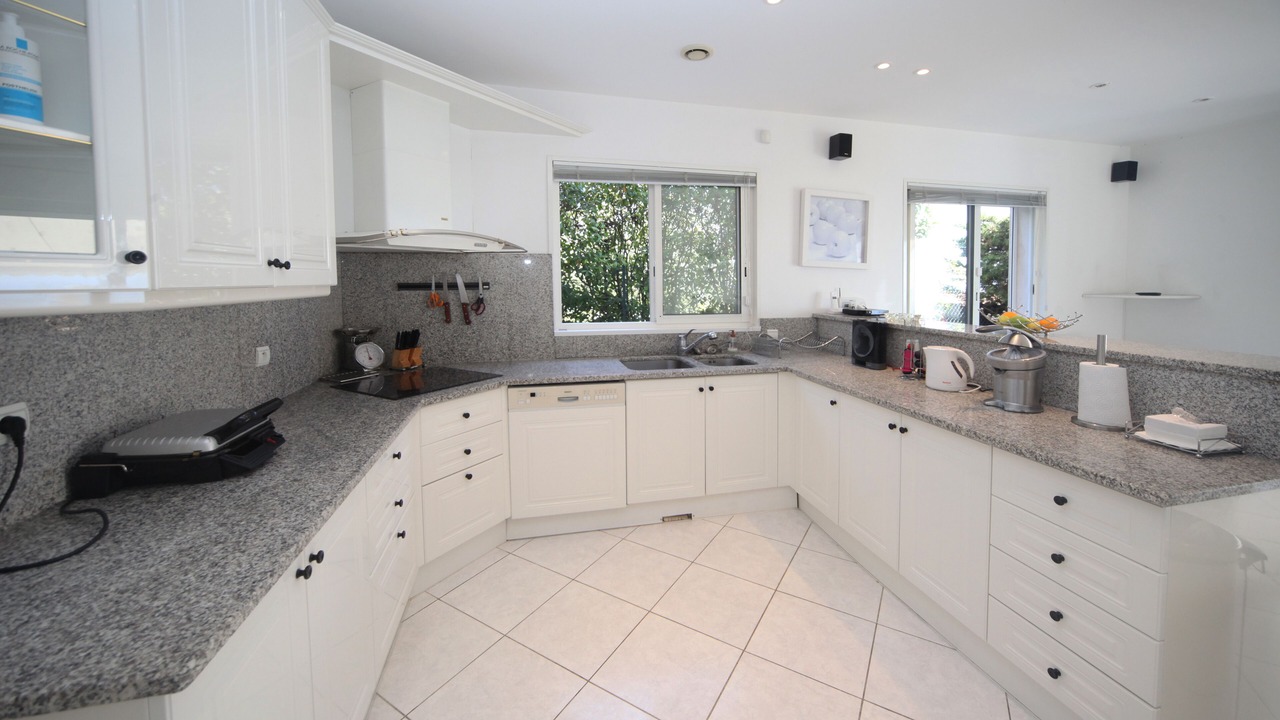 Photo of Kitchen in Beausoleil