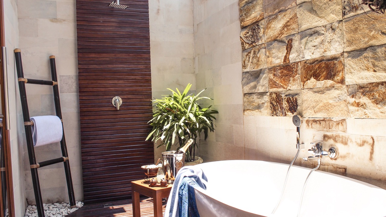 Photo of Bathroom in Dencarik