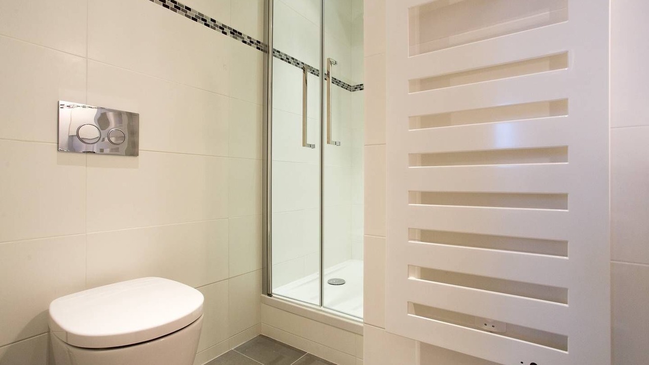 Photo of Bedroom in Cannes City Centre
