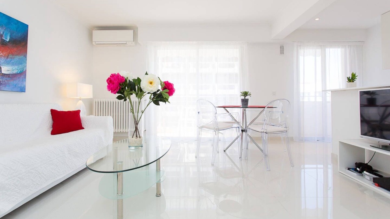 Photo of Livingroom in Cannes City Centre
