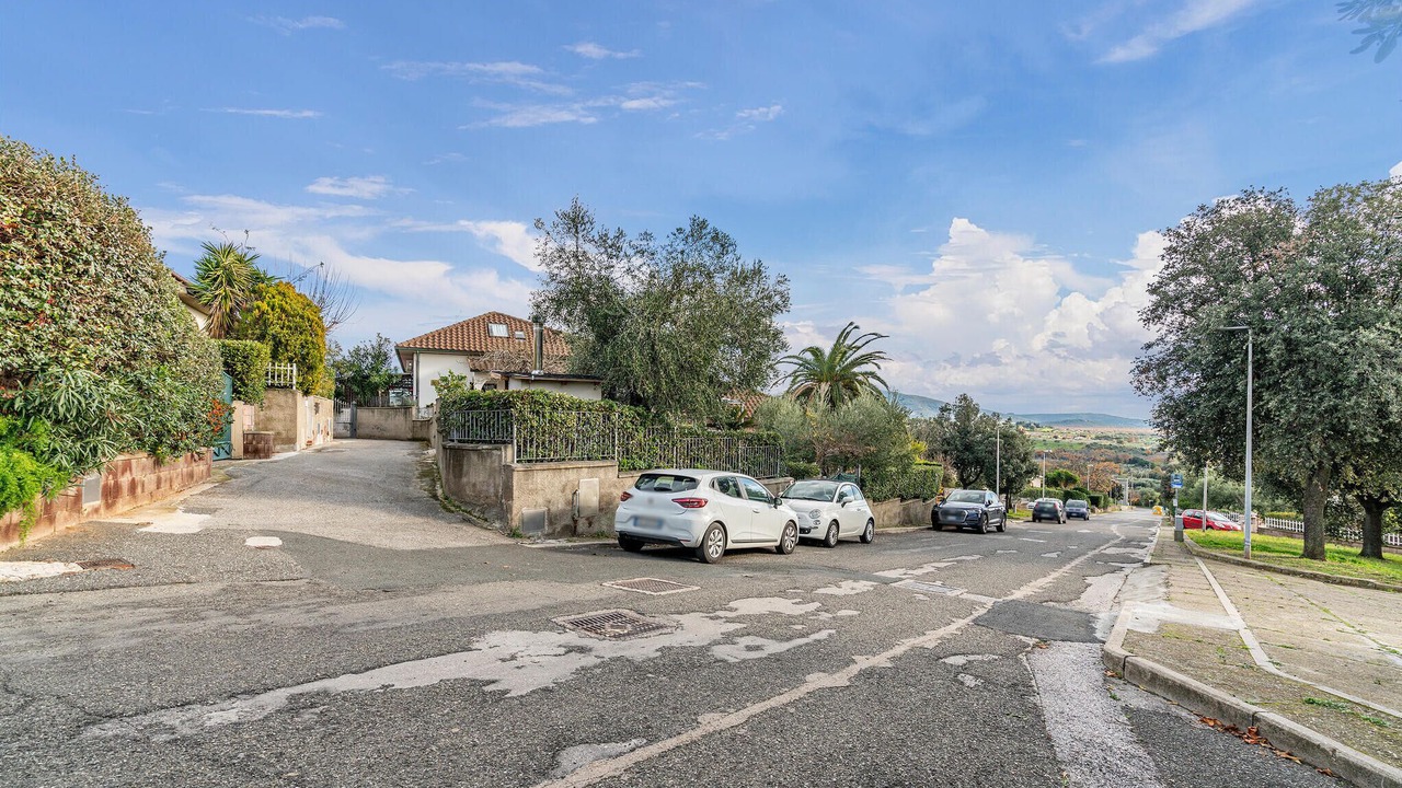 Photo of Others in San Vincenzo