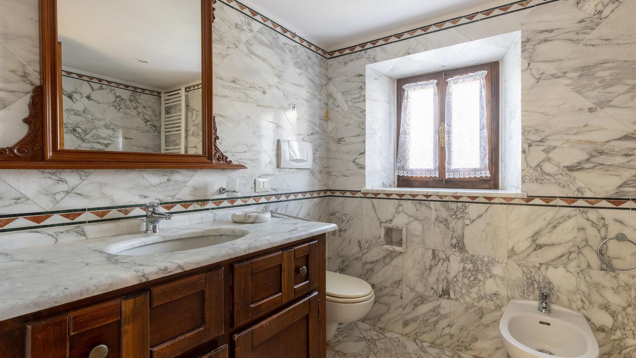 Photo of Bathroom in Pietrasanta