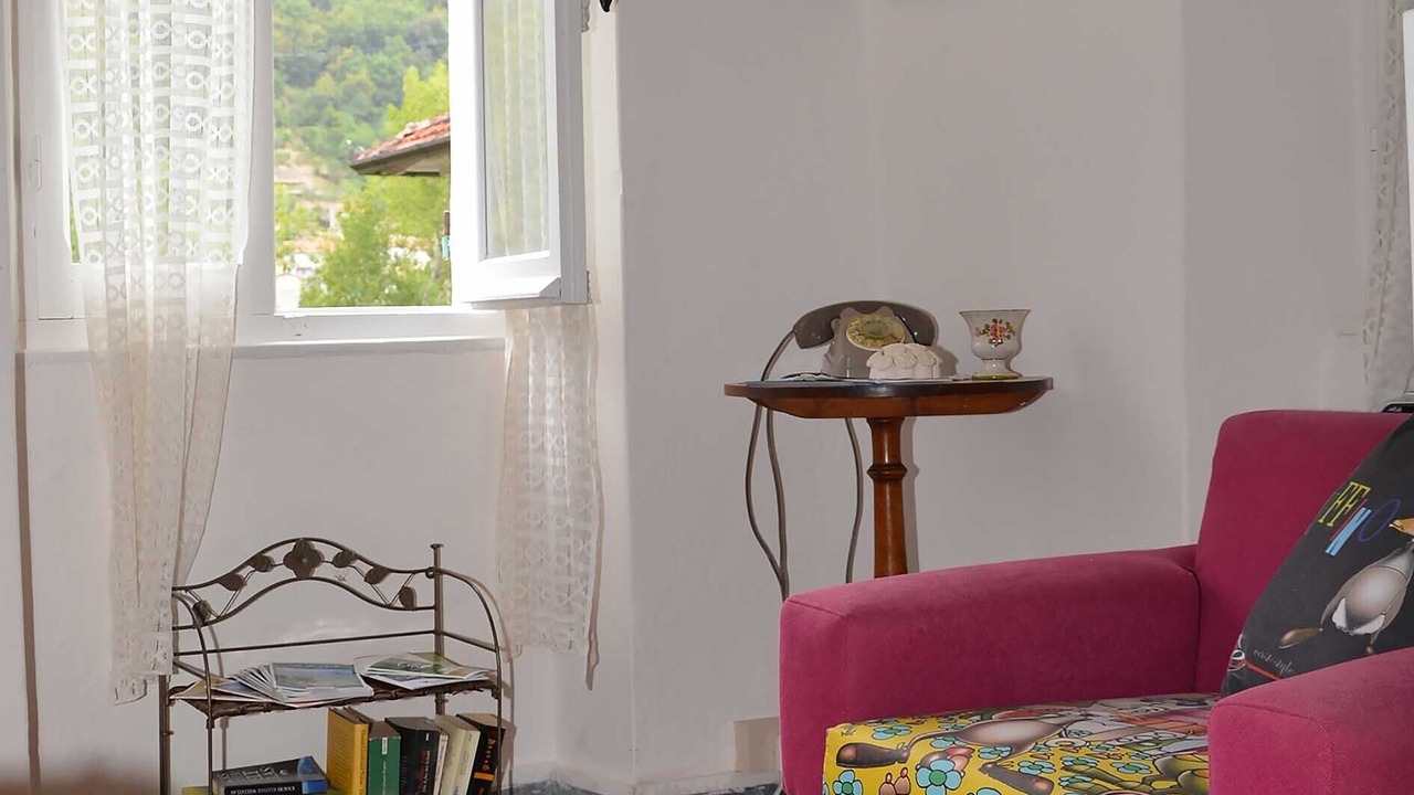 Photo of Livingroom in Caste