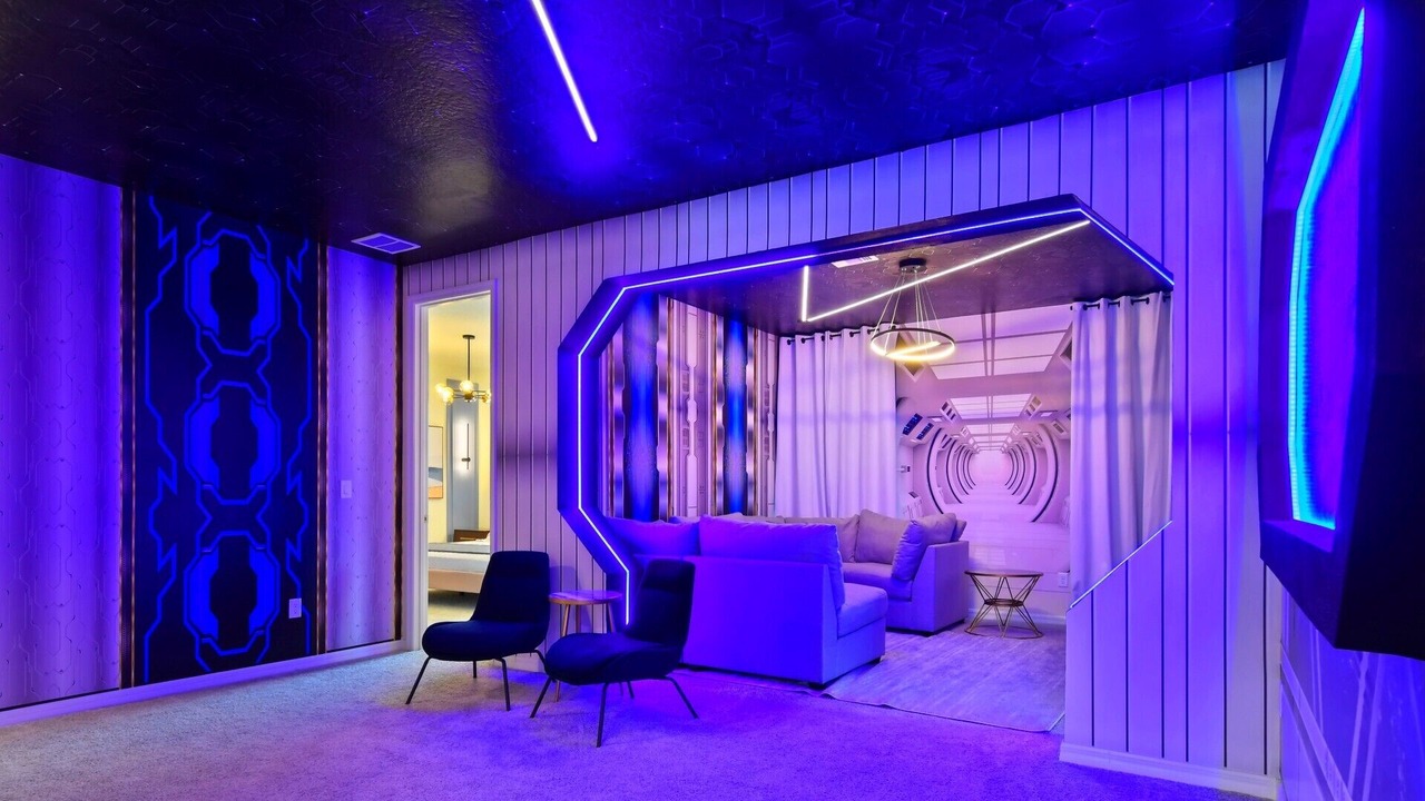 Photo of Bedroom in Bay Lake
