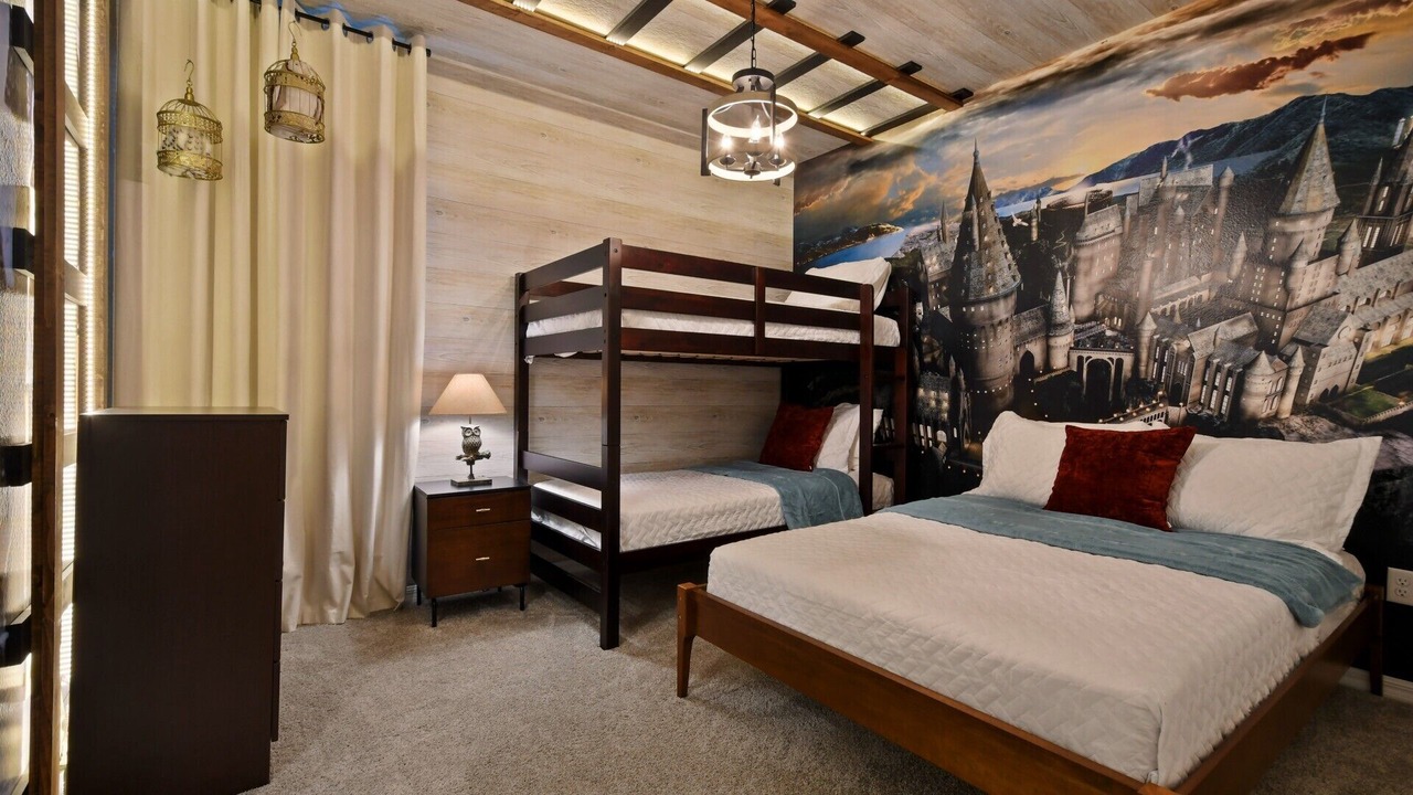 Photo of Bedroom in Bay Lake