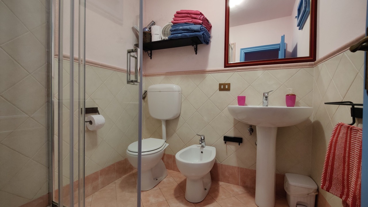Photo of Bathroom in Camaiore