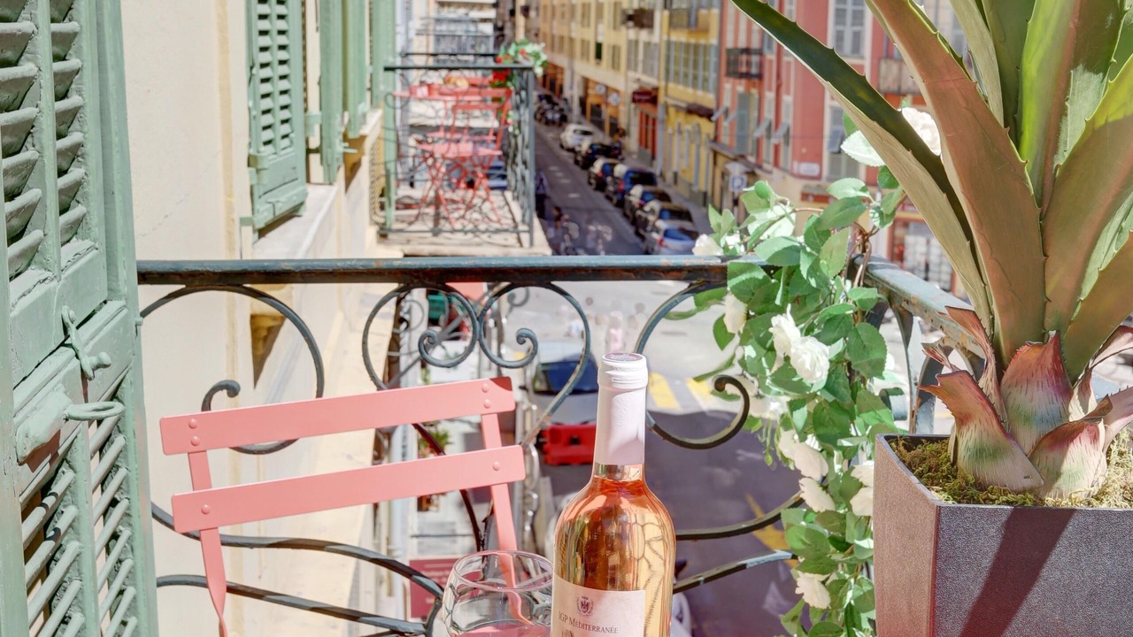 Photo of Outdoor in Quartier du Port